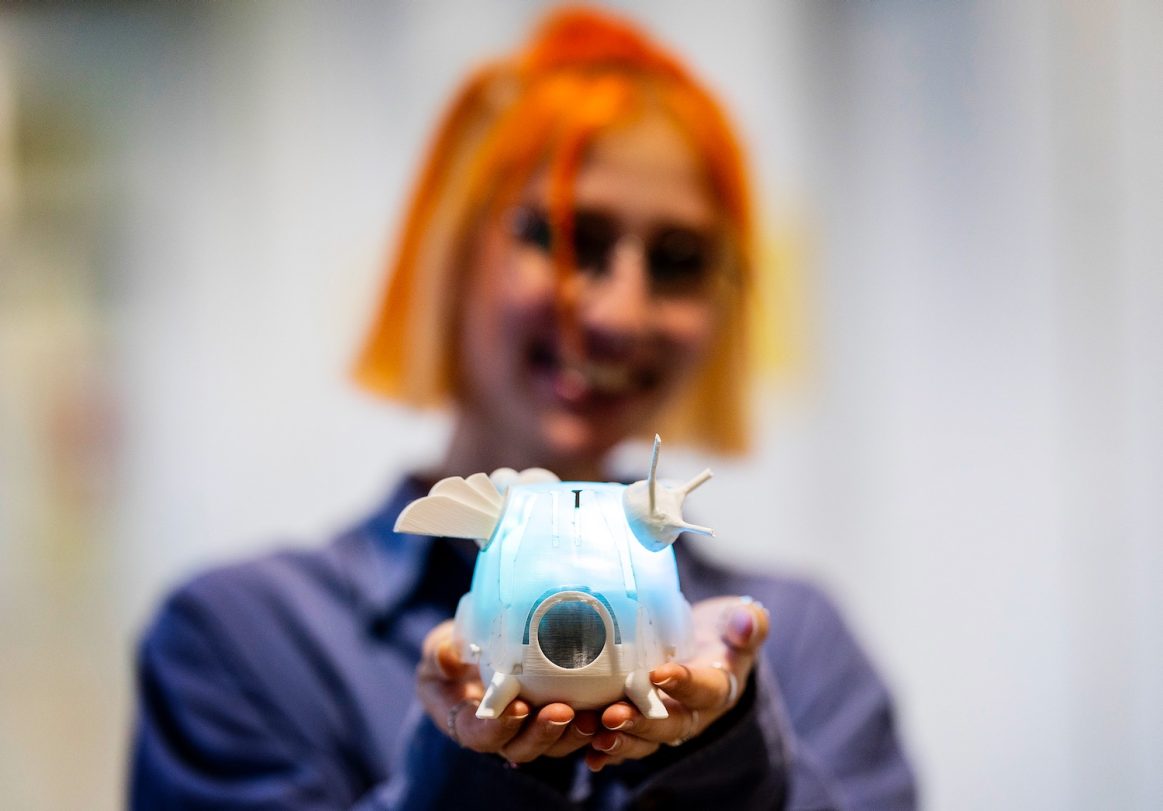 Dwallie - the tiny robot guiding visitors through the TUDelft Science Centre - Photographer: Guss Schoonewille